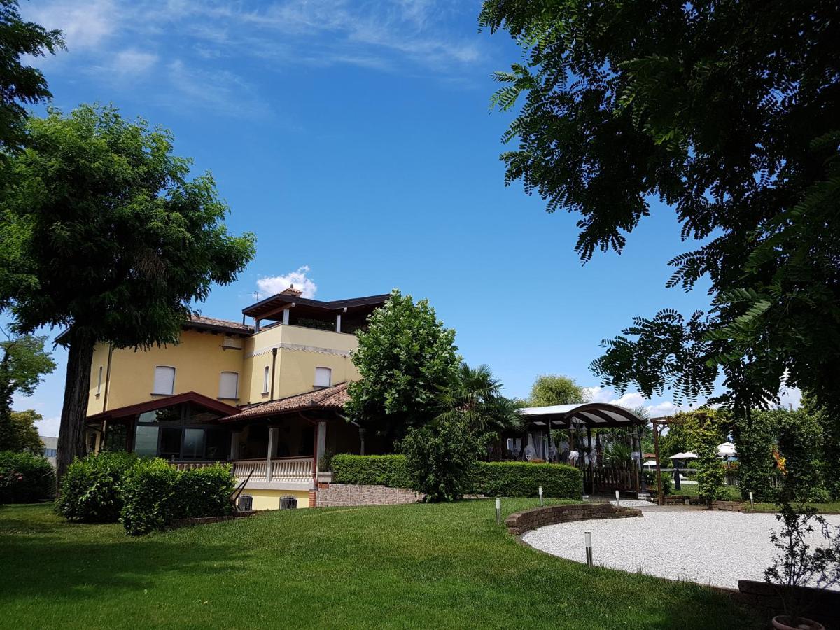 Villa Riviera Hotel Udine Pradamano 外观 照片